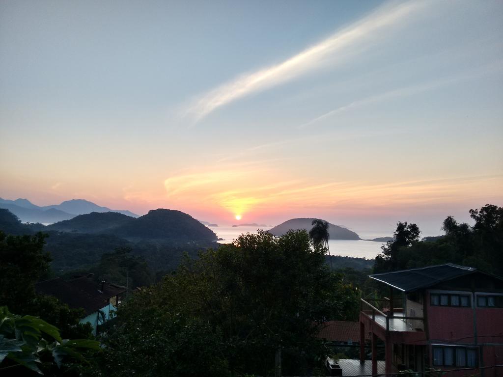 Haleiwa Chales E Suites - A Guest House Do Prumirim 乌巴图巴 外观 照片