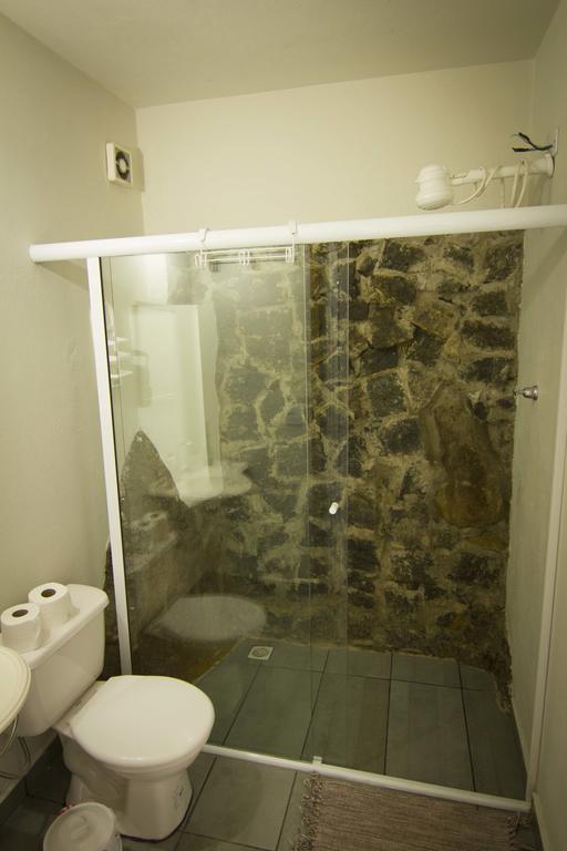 Haleiwa Chales E Suites - A Guest House Do Prumirim 乌巴图巴 外观 照片